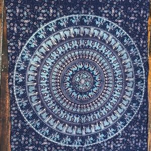 Patterned tapestry